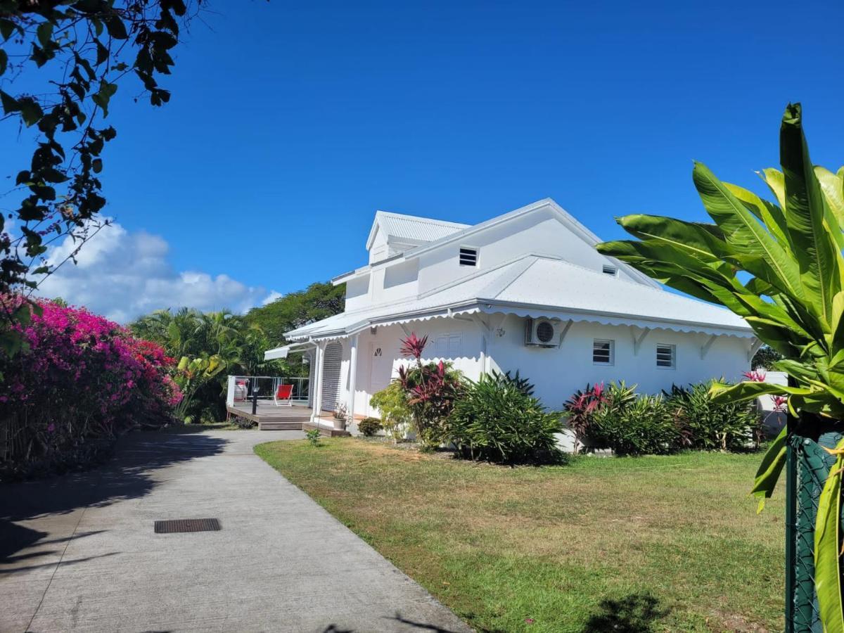 Villa Ste Marthe Avec Piscine, Grande Terrasse, Jardin Intime Et Citerne D'Eau سانت فرانسوا المظهر الخارجي الصورة