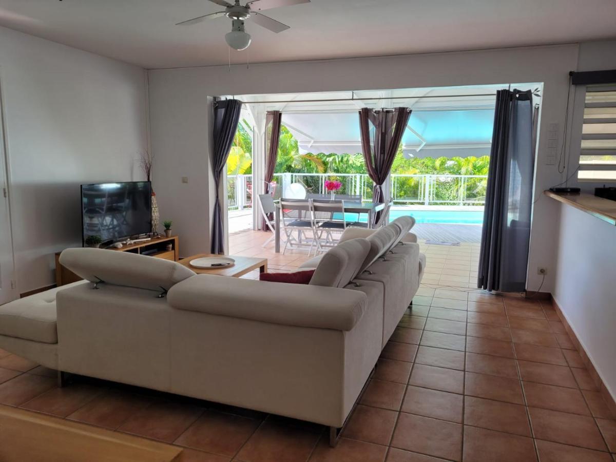 Villa Ste Marthe Avec Piscine, Grande Terrasse, Jardin Intime Et Citerne D'Eau سانت فرانسوا المظهر الخارجي الصورة