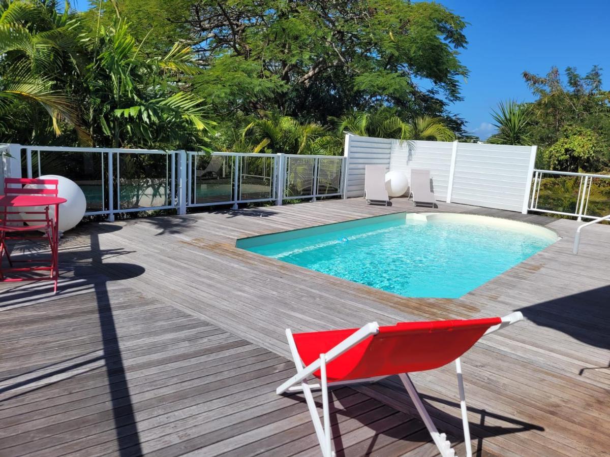 Villa Ste Marthe Avec Piscine, Grande Terrasse, Jardin Intime Et Citerne D'Eau سانت فرانسوا المظهر الخارجي الصورة