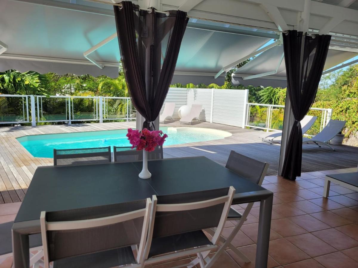 Villa Ste Marthe Avec Piscine, Grande Terrasse, Jardin Intime Et Citerne D'Eau سانت فرانسوا المظهر الخارجي الصورة