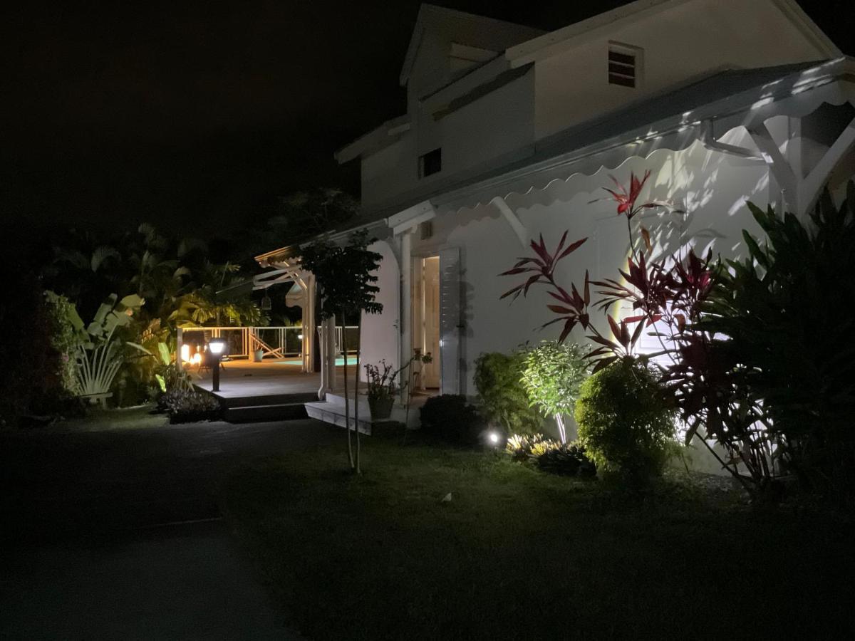 Villa Ste Marthe Avec Piscine, Grande Terrasse, Jardin Intime Et Citerne D'Eau سانت فرانسوا المظهر الخارجي الصورة
